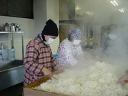 米を蒸かして(1日目工程)