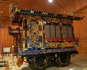 彫刻屋台が町に繰り出します!