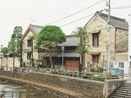 明治時代の豪商「横山家」が所有していた蔵屋敷と巴波川の景色は美しい!!(画像はイメージ)