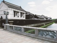昼食後には、お土産の「ワイン」と一緒に楽しめる食材を探しながら「蔵の街」自由散策♪(画像はイメージ)
