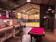 【先輩愉快市民とのランチミーティング】会場《バスケットボールコート×スポーツバー&カフェ BXB》♪(画像はイメージ)